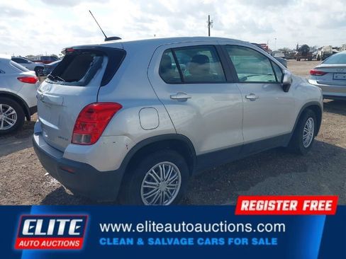 Used 2016 Chevrolet Trax LS w/ LPO, Cargo Package image 8