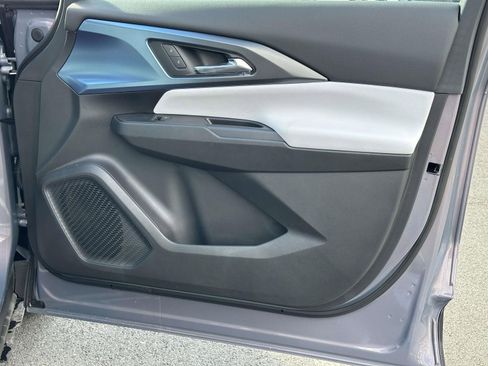 New 2026 Chevrolet Equinox EV LT image 26