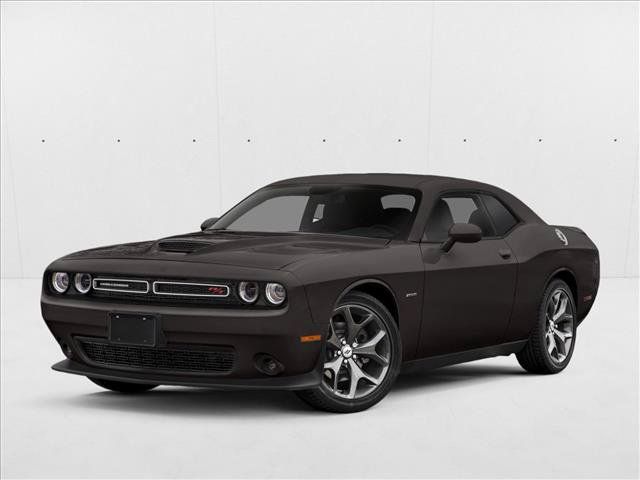 Used 2020 Dodge Challenger R/T RWD image 1