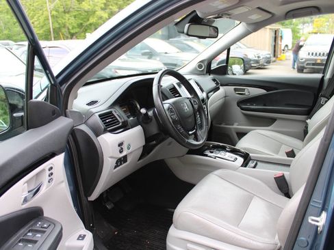 Used 2016 Honda Pilot Elite image 24