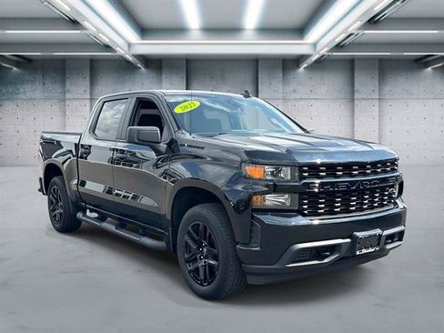 Used 2022 Chevrolet Silverado 1500 Custom w/ Rally Edition AWD/4WD image 3