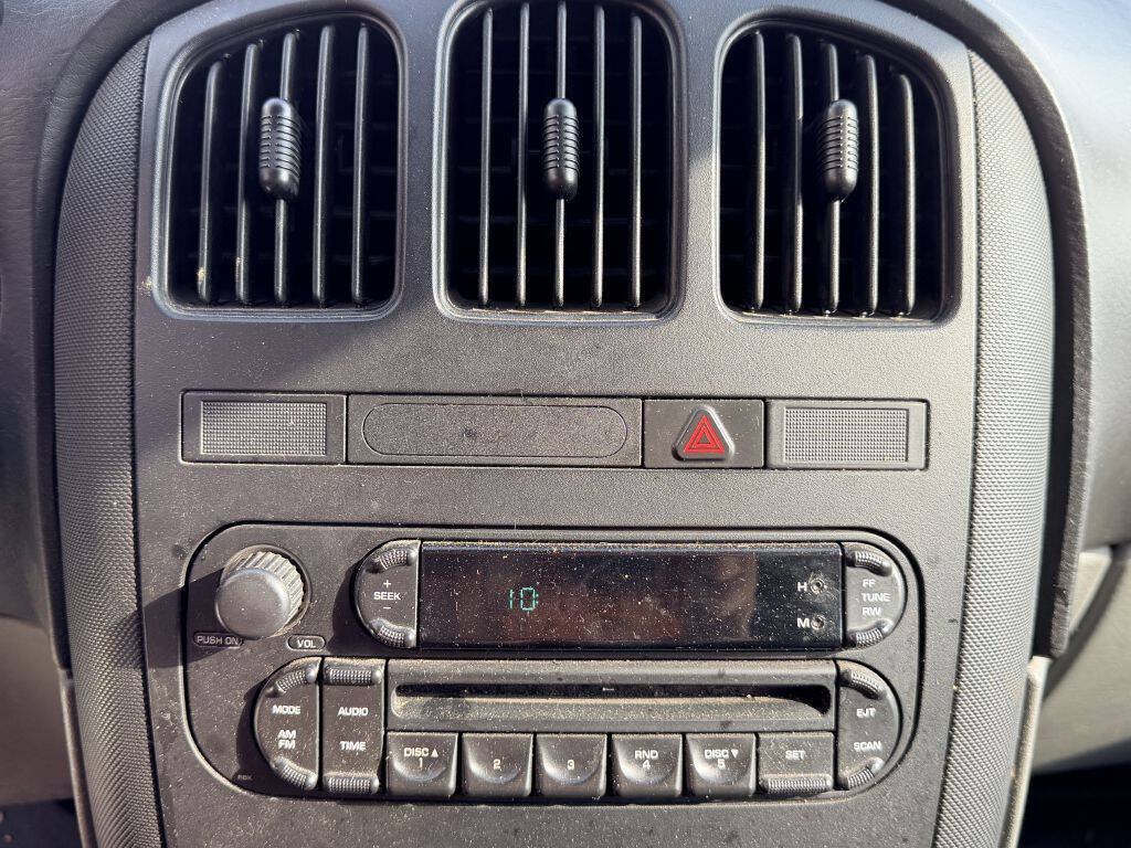 Used 2005 Dodge Grand Caravan SE w/ Popular Equipment Group I FWD image 17