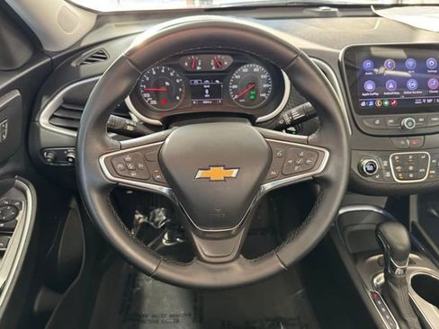 Used 2023 Chevrolet Malibu LT w/ Sport Edition image 18