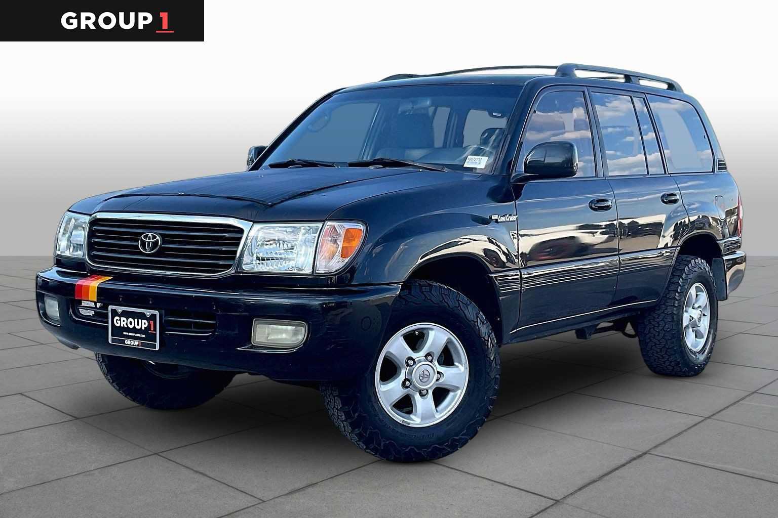 Used 1999 Toyota Land Cruiser w/ Leather Trim Pkg AWD/4WD image 1
