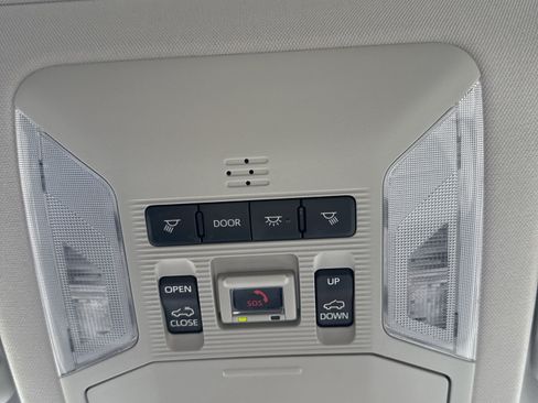 Used 2023 Toyota RAV4 XLE Premium FWD image 32