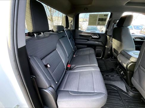 Used 2022 GMC Sierra 1500 Elevation image 18