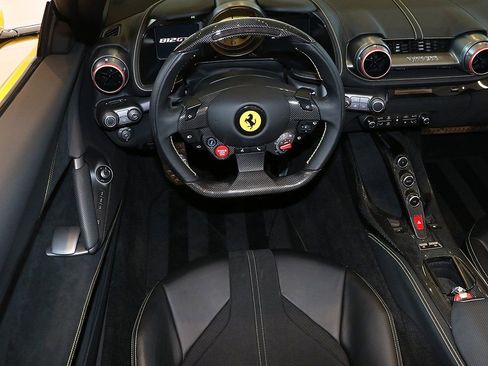 Certified 2021 Ferrari 812 GTS image 6