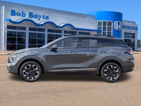 Used 2024 Kia Sportage X-Line w/ X-Line Premium Package image 2