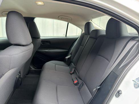 Used 2026 Toyota Corolla LE FWD image 14