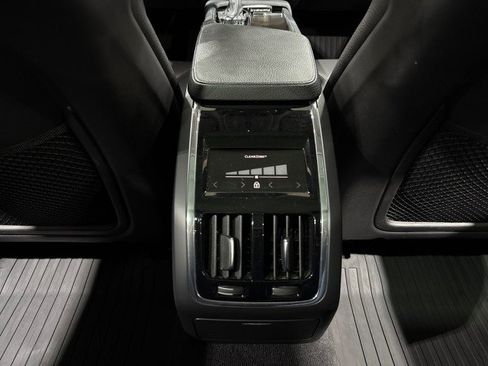 Used 2018 Volvo S90 T5 Momentum w/ Convenience Package image 55