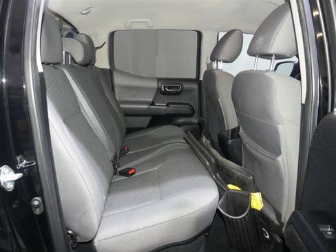 Used 2021 Toyota Tacoma SR AWD/4WD image 25