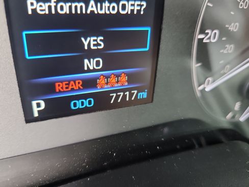 Used 2025 Toyota Corolla Cross AWD Hybrid image 31