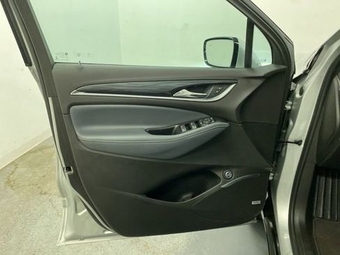 Certified 2022 Buick Enclave Essence w/ Experience Buick Package image 19