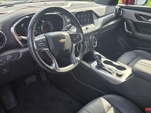 Used 2022 Chevrolet Blazer LT w/ Sound & Technology Package FWD image 11