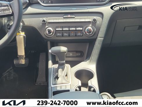 Used 2022 Kia Sportage LX FWD image 19