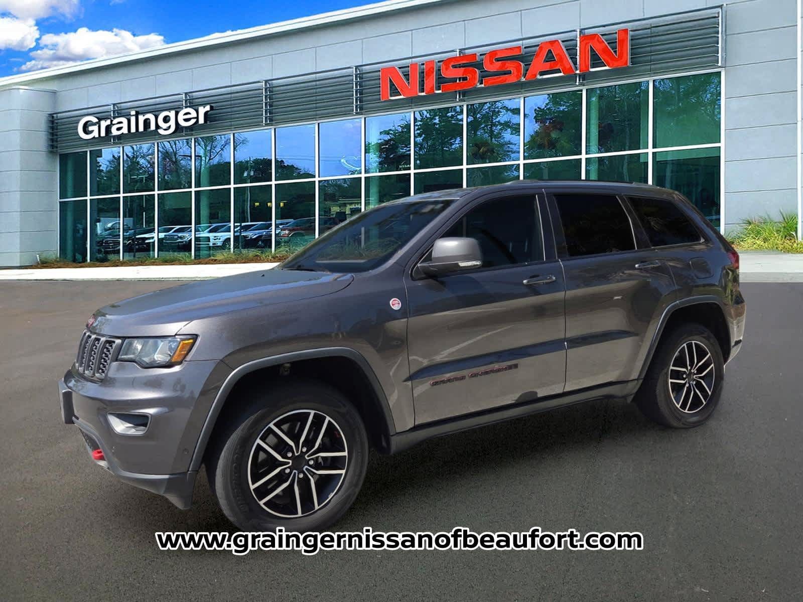 Used 2020 Jeep Grand Cherokee Trailhawk w/ Trailhawk Luxury Group AWD/4WD image 2