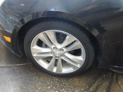 Used 2015 Chevrolet Cruze LTZ FWD image 14