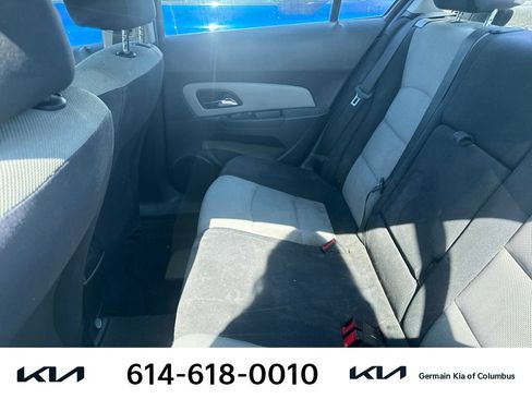 Used 2014 Chevrolet Cruze LS FWD image 9