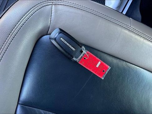 Used 2023 Ford Bronco Wildtrak image 12