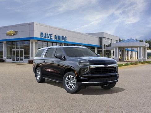 New 2026 Chevrolet Suburban LS w/ LPO, Dark Essentials Package AWD/4WD image 25