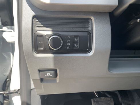 New 2026 Ford F250 XL w/ FX4 Off-Road Package image 11