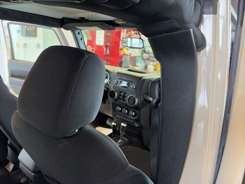 Used 2016 Jeep Wrangler Unlimited Sport w/ Quick Order Package 24S image 34