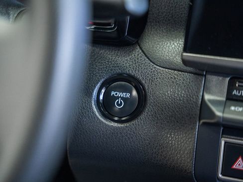 Used 2025 Toyota Camry LE image 21