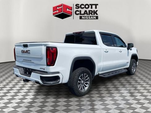 Used 2022 GMC Sierra 1500 AT4 w/ AT4 Premium Package AWD/4WD image 6
