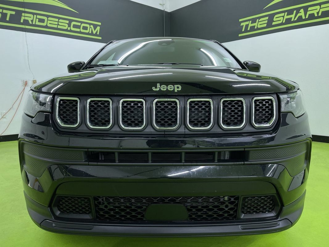 Used 2024 Jeep Compass Sport AWD/4WD image 3