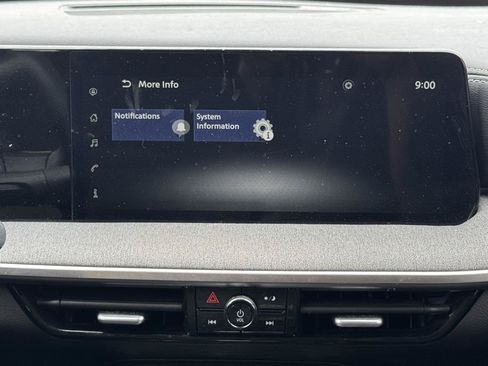 Used 2025 Nissan Kicks SV w/ Illumination Package FWD image 20