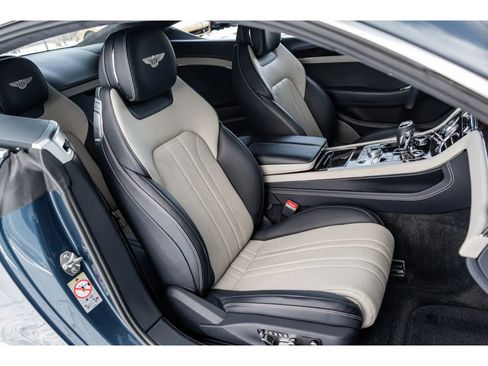 Used 2020 Bentley Continental GT image 40