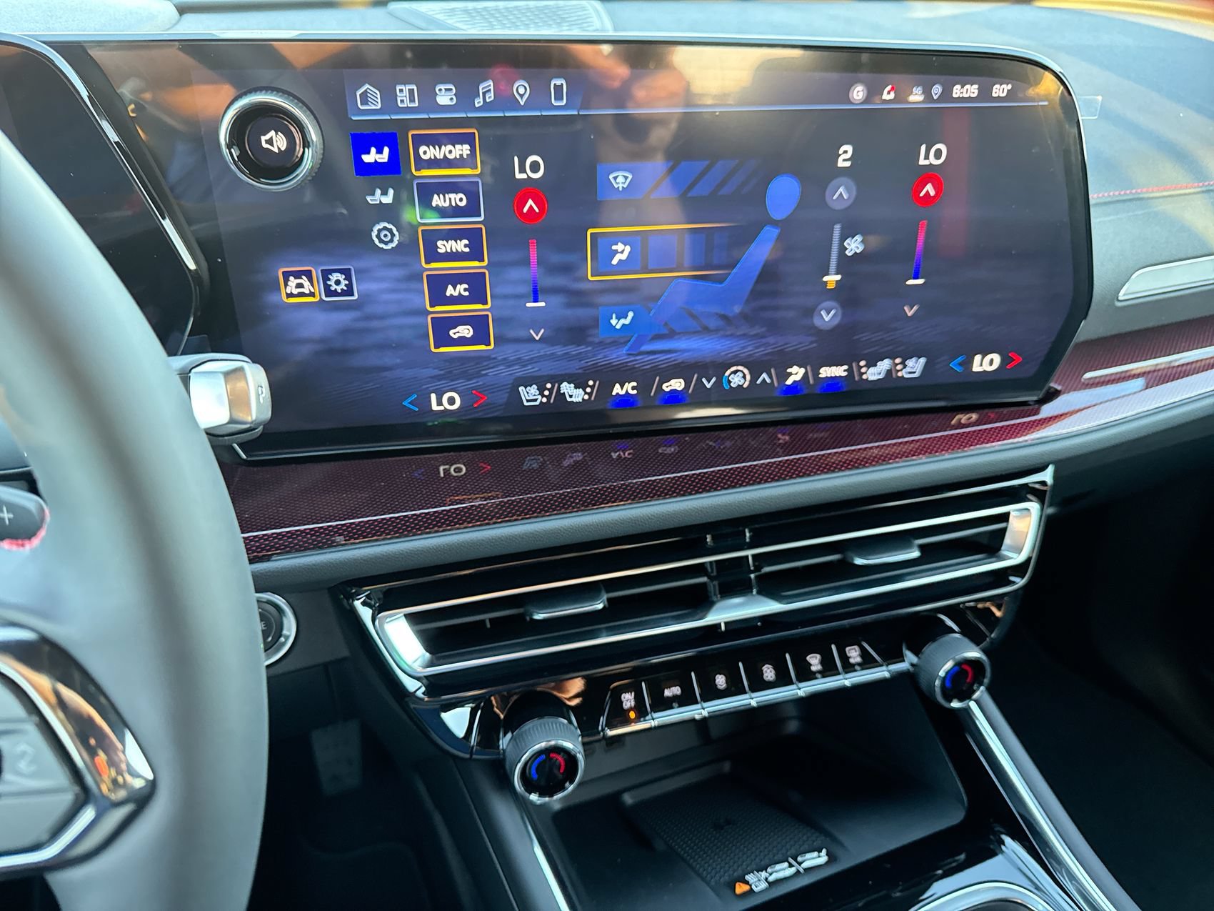 New 2027 Chevrolet Traverse RS FWD image 20