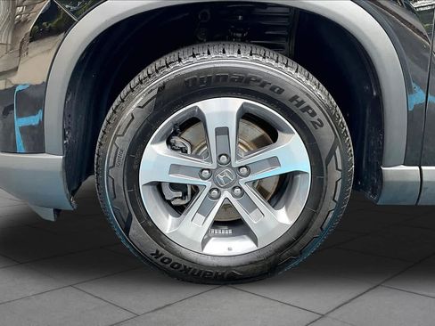 Used 2025 Honda Pilot EX-L image 10