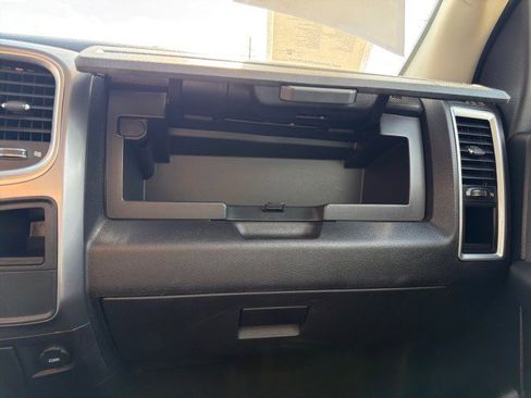 Used 2024 RAM 1500 Classic SLT image 27