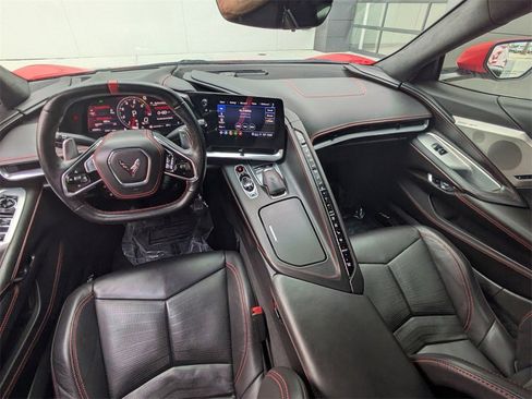 Used 2021 Chevrolet Corvette Stingray Premium Conv w/ Z51 Performance Package image 15