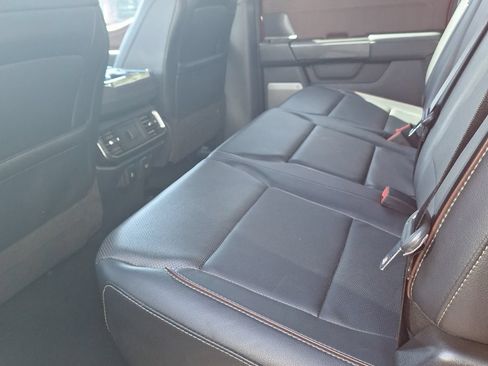 Used 2023 Ford F150 Lariat AWD/4WD image 17
