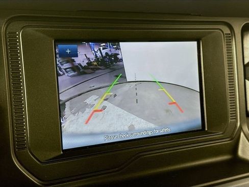 Used 2023 Ford Bronco Big Bend image 13