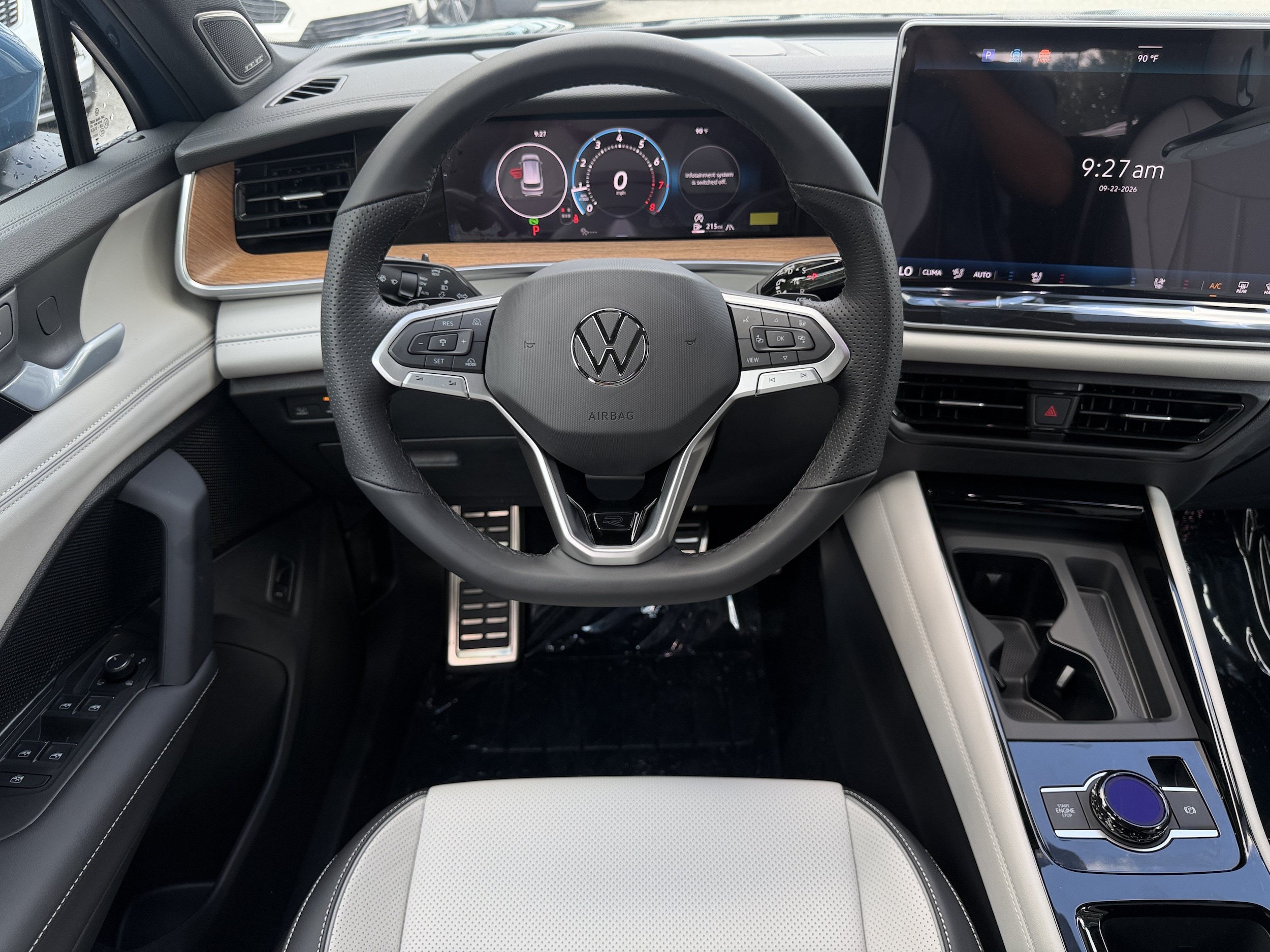 New 2026 Volkswagen Tiguan SEL R-Line AWD/4WD image 15