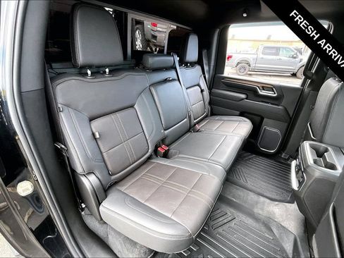Used 2024 Chevrolet Silverado 3500 High Country w/ High Country Premium Package AWD/4WD image 25