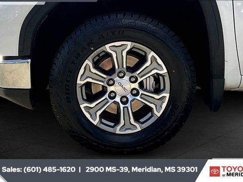 Used 2024 GMC Sierra 1500 SLT image 7