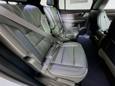 New 2026 Buick Enclave Avenir w/ Super Cruise Package image 21