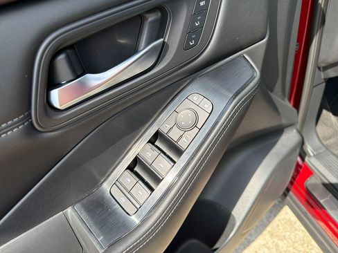 Certified 2023 Nissan Rogue SL w/ SL Premium Package image 16