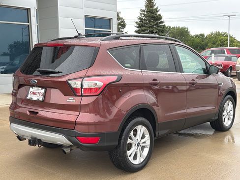 Used 2018 Ford Escape SE w/ SE Sync 3 Package AWD/4WD image 8
