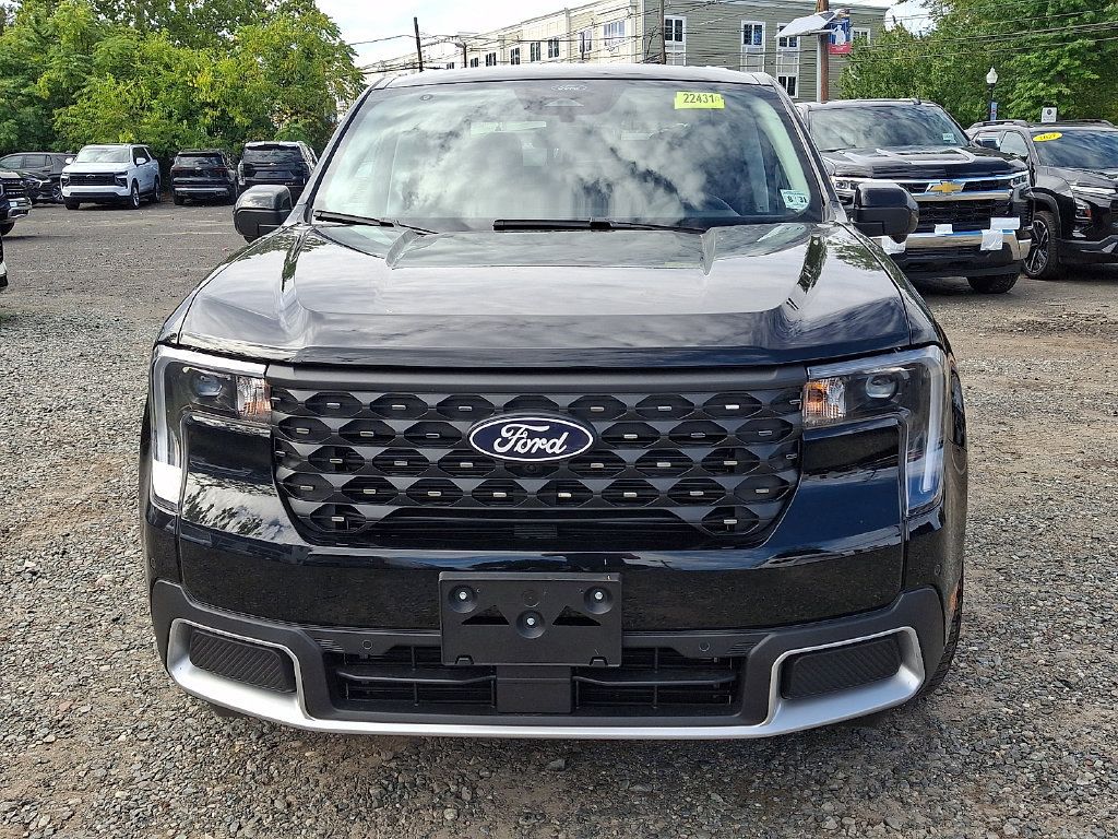 Used 2026 Ford Maverick Lariat AWD/4WD image 2