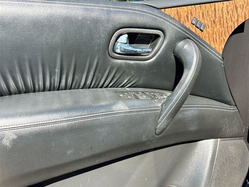 Used 2019 Nissan Armada SL w/ Premium Package image 19