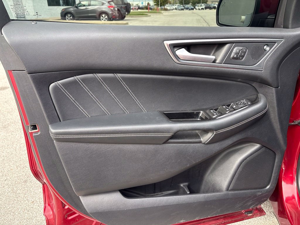 Used 2019 Ford Edge ST w/ Equipment Group 401A AWD/4WD image 9