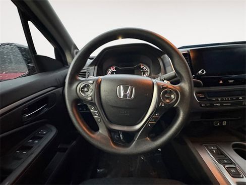 Used 2023 Honda Ridgeline Sport image 12