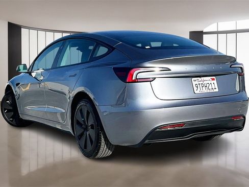 Used 2025 Tesla Model 3 Long Range image 4