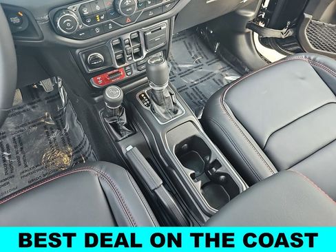 New 2026 Jeep Wrangler Unlimited Rubicon w/ Steel Bumper Group image 24