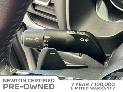 Used 2023 Nissan Rogue SV w/ SV Premium B Package FWD image 31